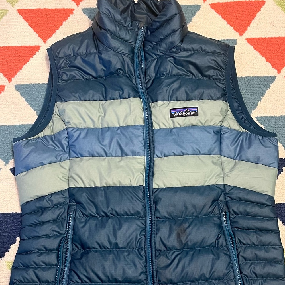 Patagonia Blue and Gray Puffer Vest